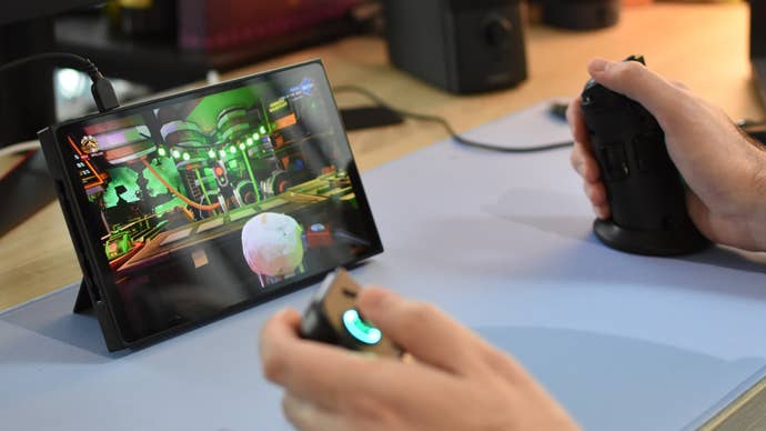 Play Deep Rock Galactic on Lenovo Legion in FPS mode.
