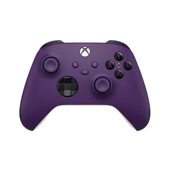 The Xbox wireless controller dropped to $ 34.99 on the white background